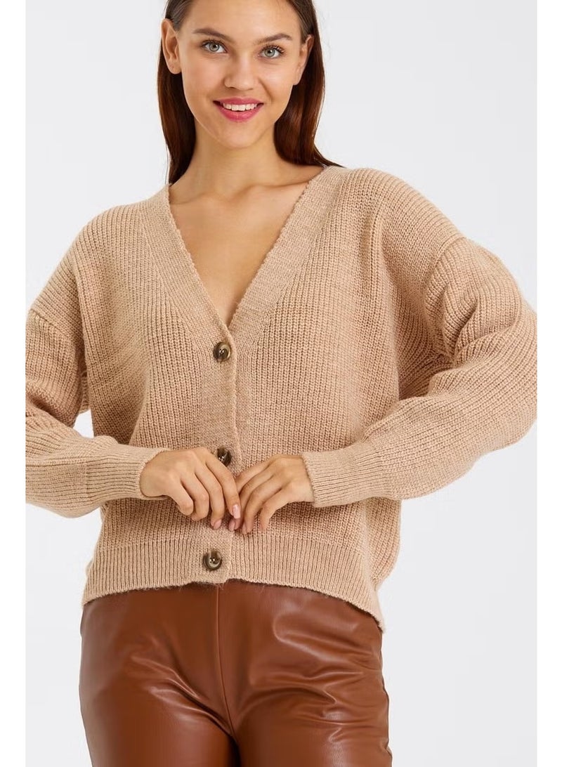 Odelon Buttoned V-Neck Oversize Women's Beige Knitted Cardigan - Image 1